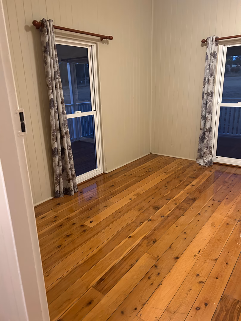 Pristine wooden floor cleaning results